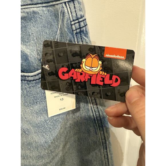 Unique NWT Wide Leg Jeans Y2k Garfield Decal Poses Denim Women’s Size 13 - Picture 7 of 10